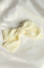 Penelope Cream Bow Hair Clip